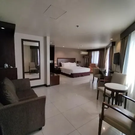 Mandarin Plaza Hotel-3